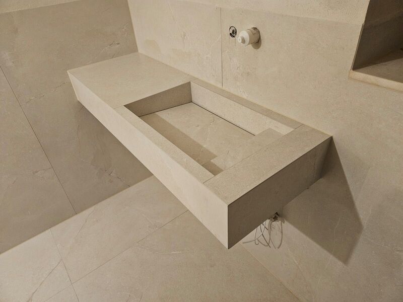 DTM Glazurnik - Płytki wielkiego formatu i wyroby